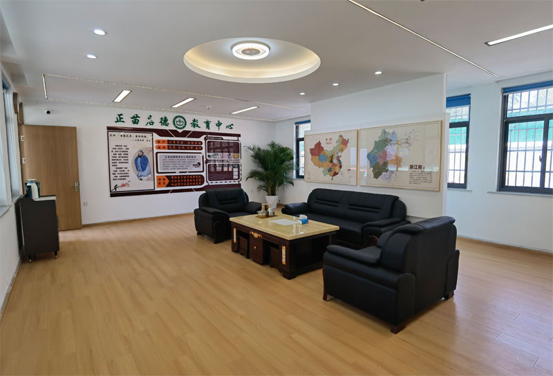 浙江校区(图10) 浙江校区(图10)